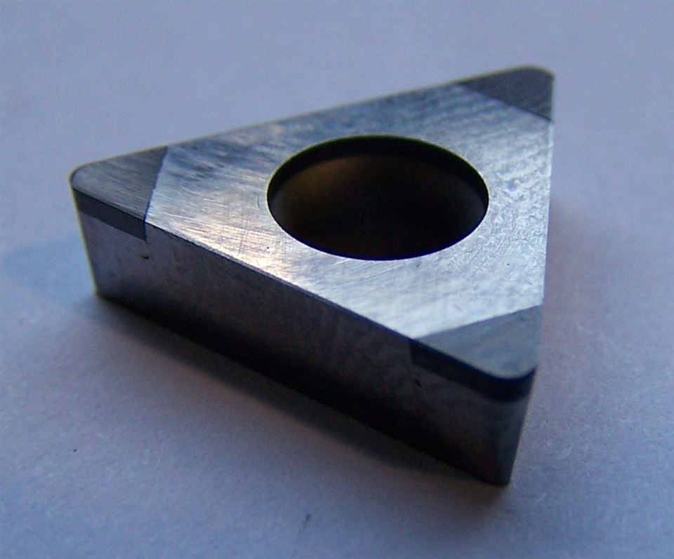 Porta insertos para torneado